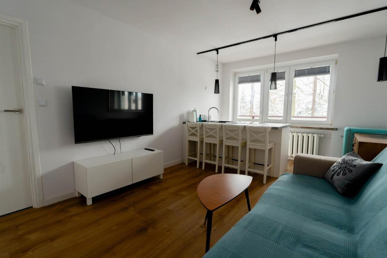 Baca Apartzakop *